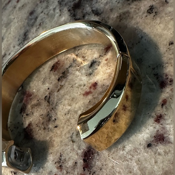 Brand New Fitbit Alta Gold Metal Accessory Bracelet Size S/P Small/ Petite - Picture 8 of 15